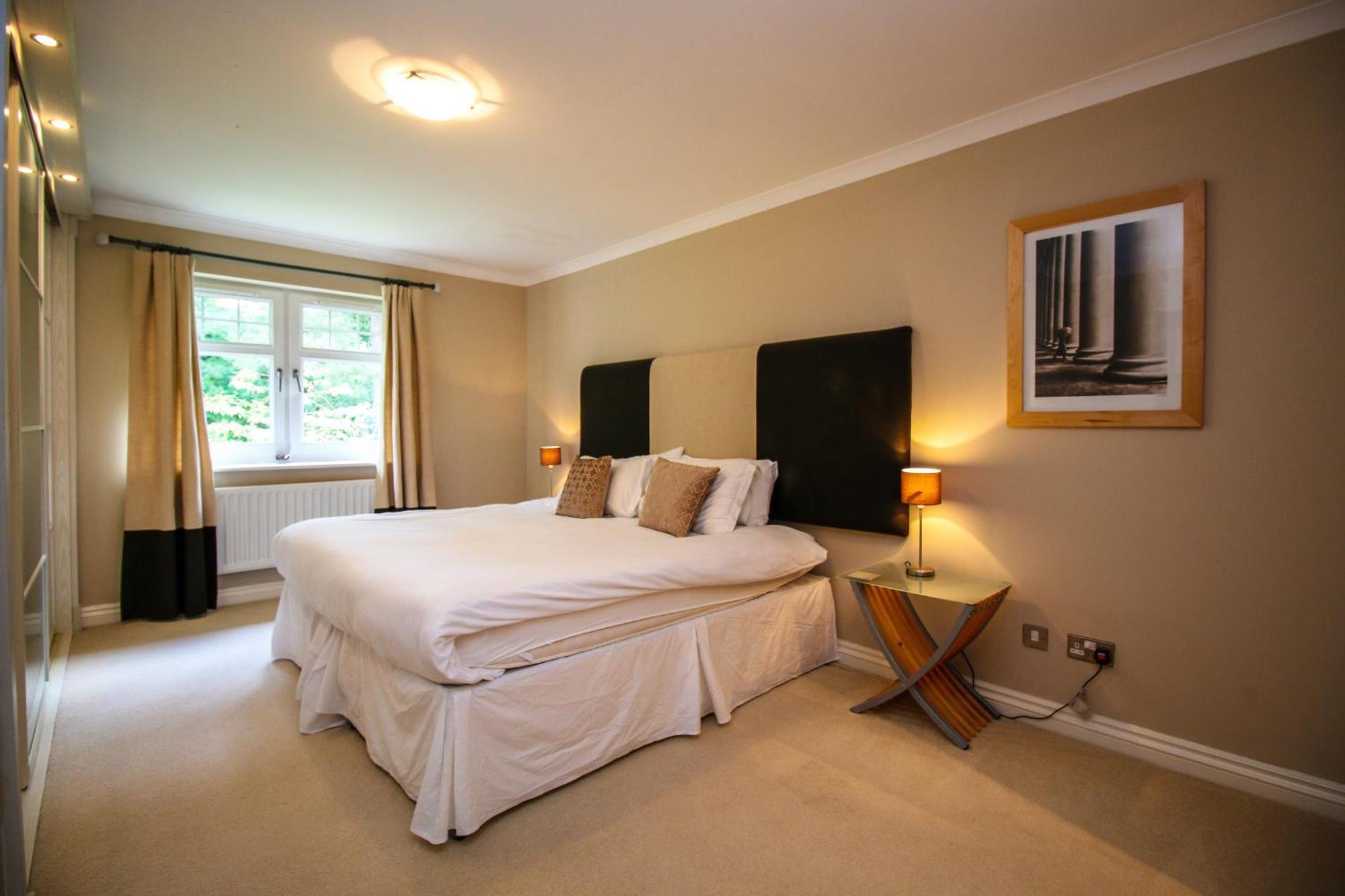 Turnberry Apartments Zimmer foto