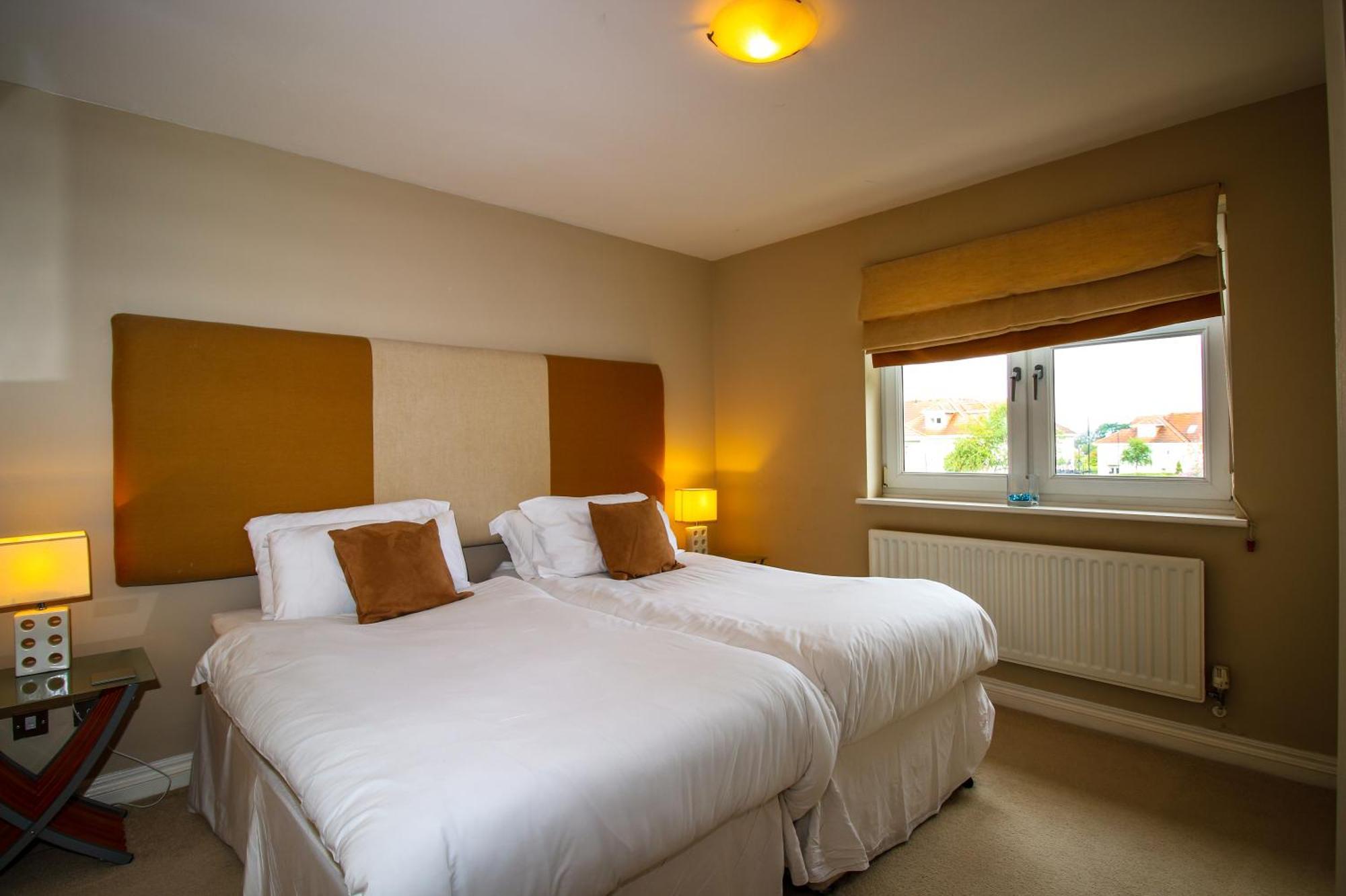 Turnberry Apartments Zimmer foto