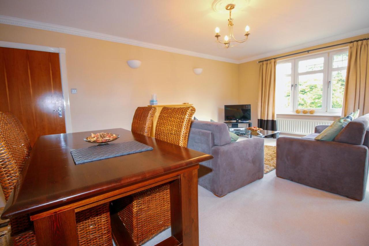 Turnberry Apartments Zimmer foto